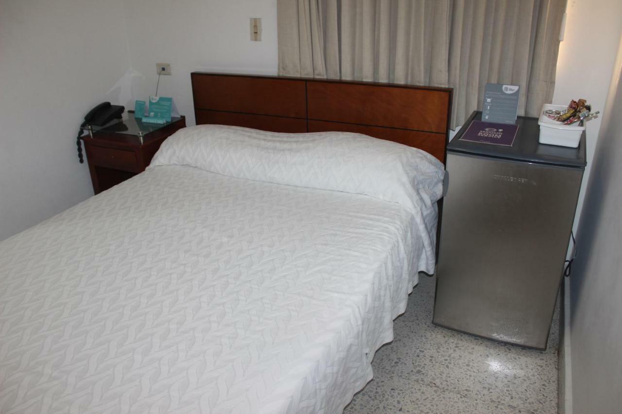 Hotel Monterrey 바랑키야 외부 사진